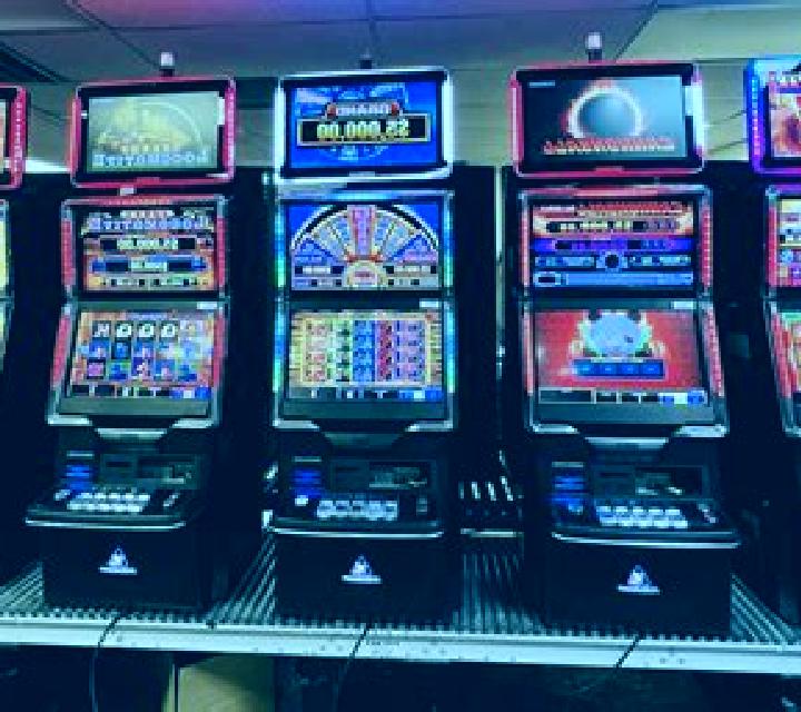 Slap It slot machine