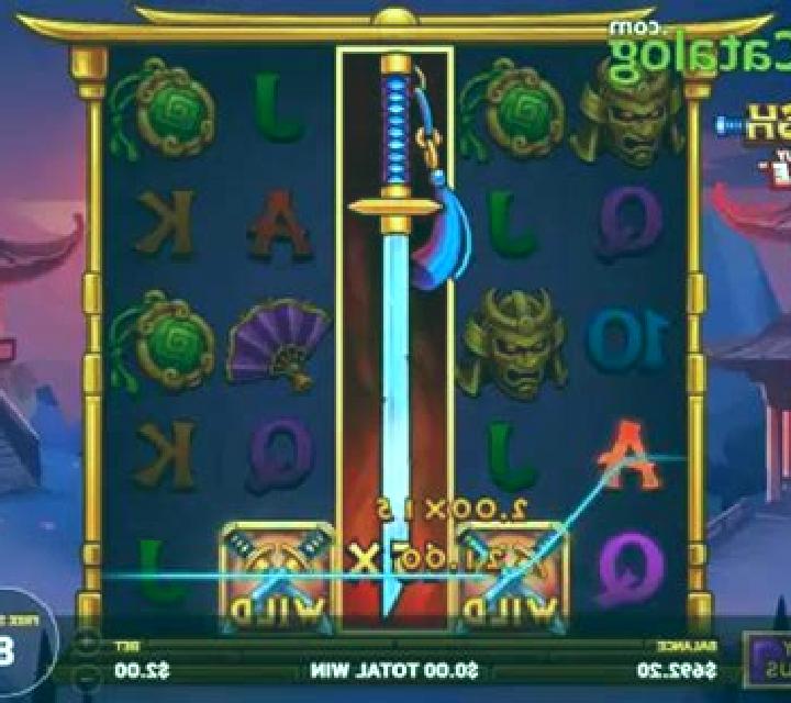 Slash slot