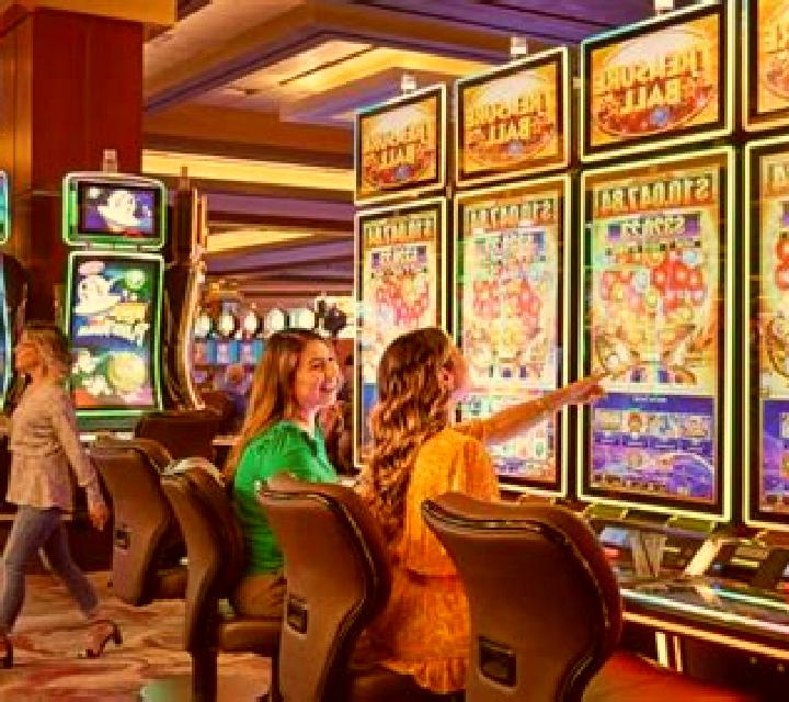 Slots Creek slot machine