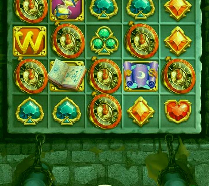 Sneaky Spinners slot game