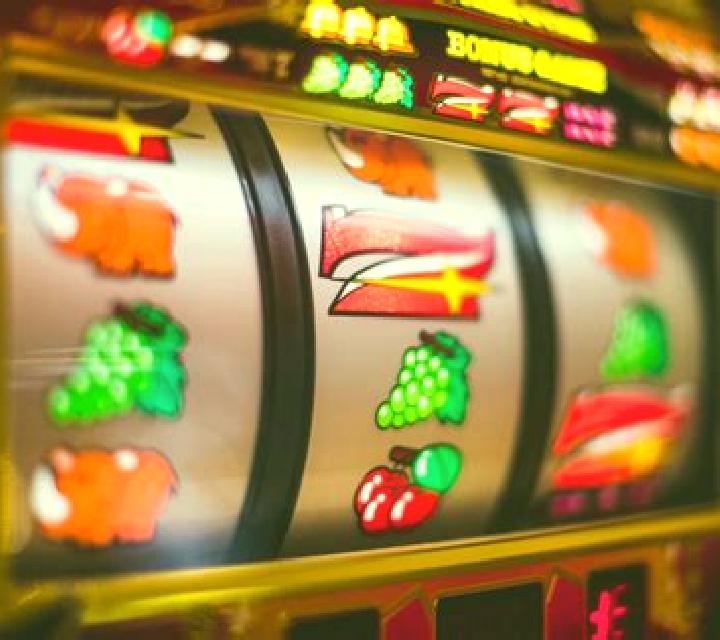 Snow White (XIN Gaming) slot machine