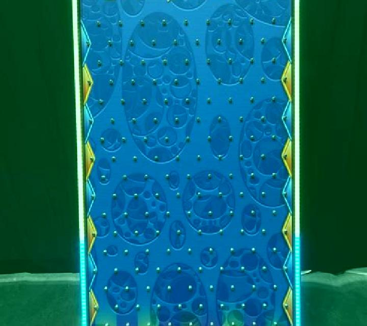 Snowball Plinko slot