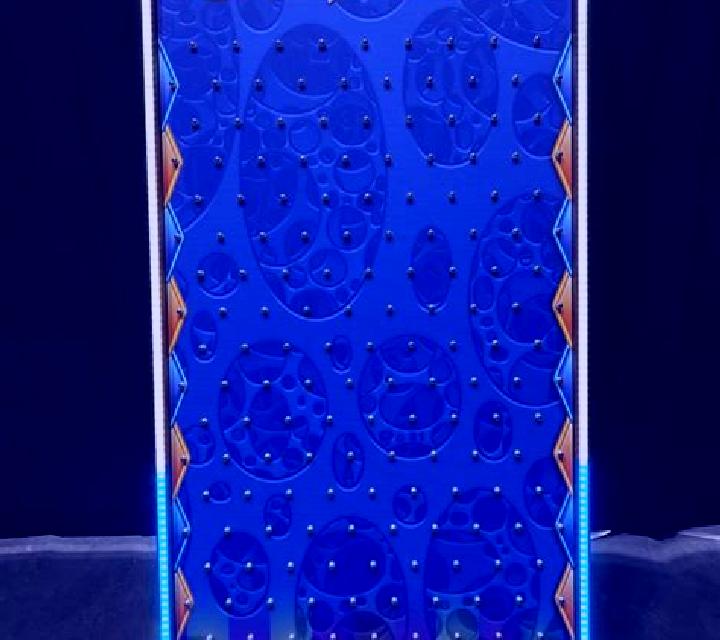 Space Plinko slot