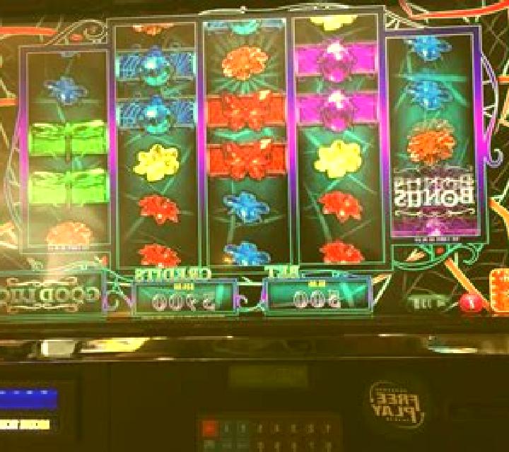 Spider slot machine