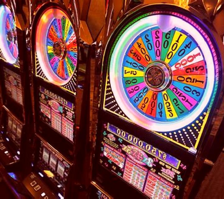 Spin It Vegas slot machine