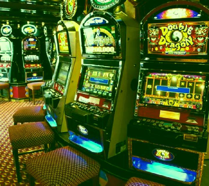 SpinTop slot