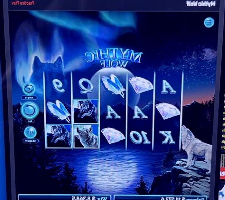 Spirit Wolf Wins slot machine