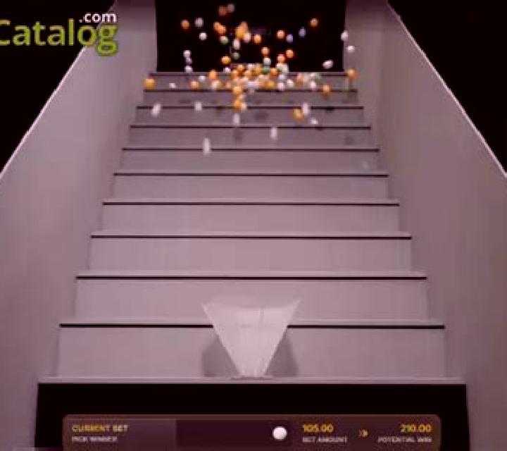 Stairpong slot