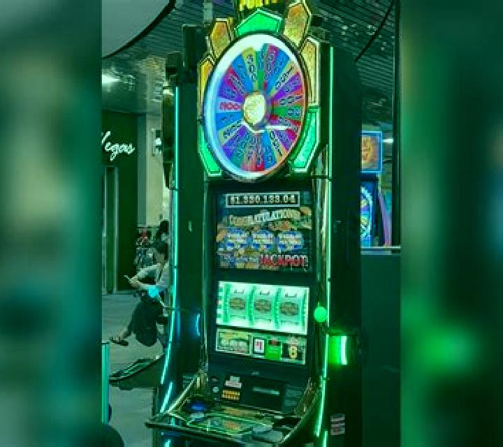 Stamp World slot machine