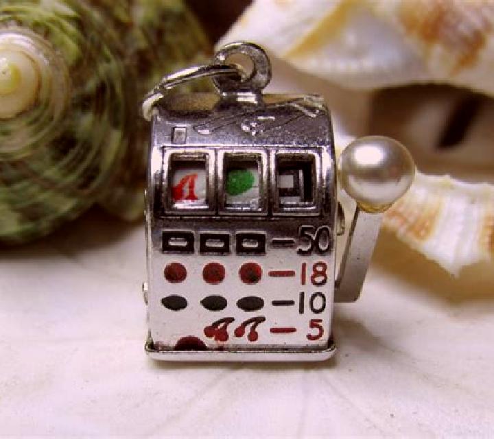Sterling Silver 3D/2D slot machine