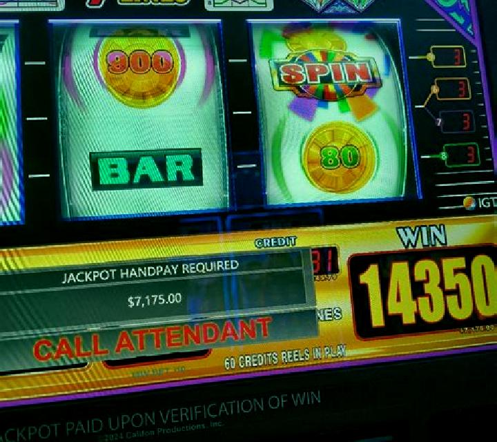 Sticky Tell slot machine