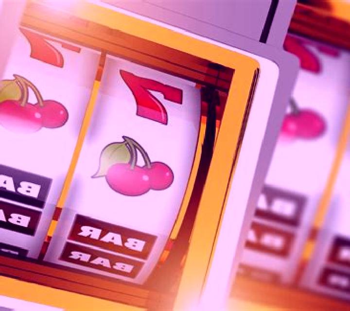 Straight Down the Middle slot machine