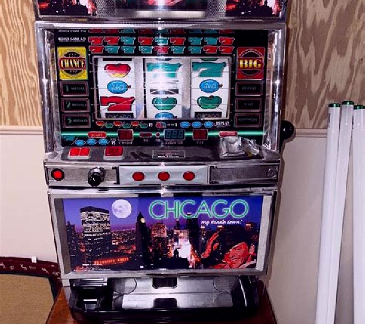 Streets of Chicago slot machine