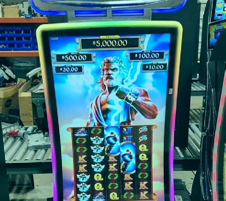 Strong Zeus slot machine