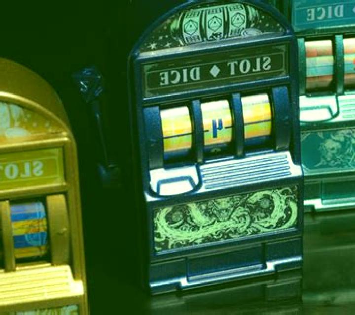 Stunning Crown Extra Dice slot machine