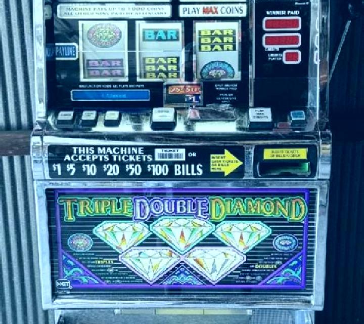 Sugar Paws 2000 slot machine