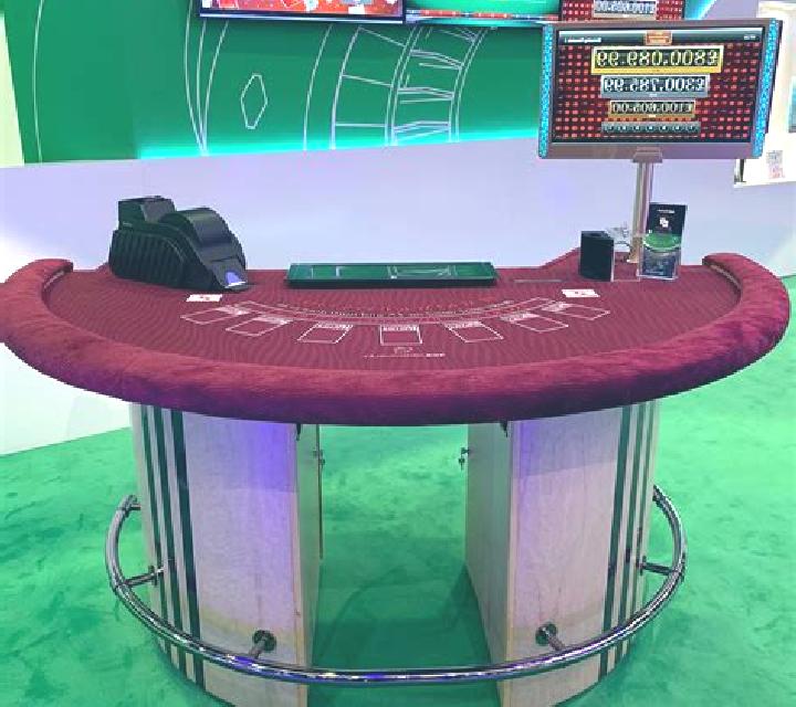 Suit em Blackjack (Felt Gaming) slot
