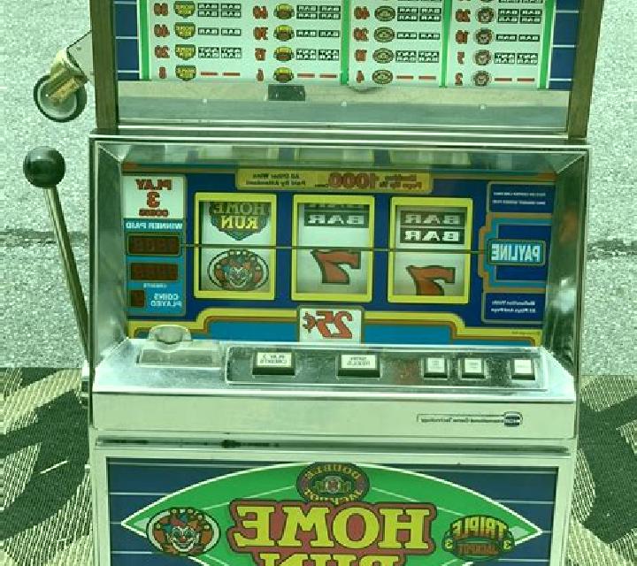 Super Random Runner Hold and Run slot machine