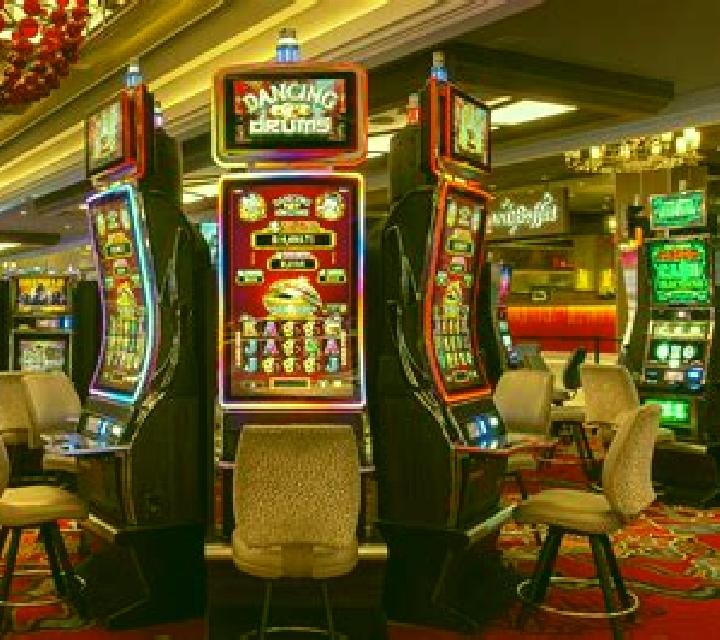 Super Rich (King Show Games) slot machine