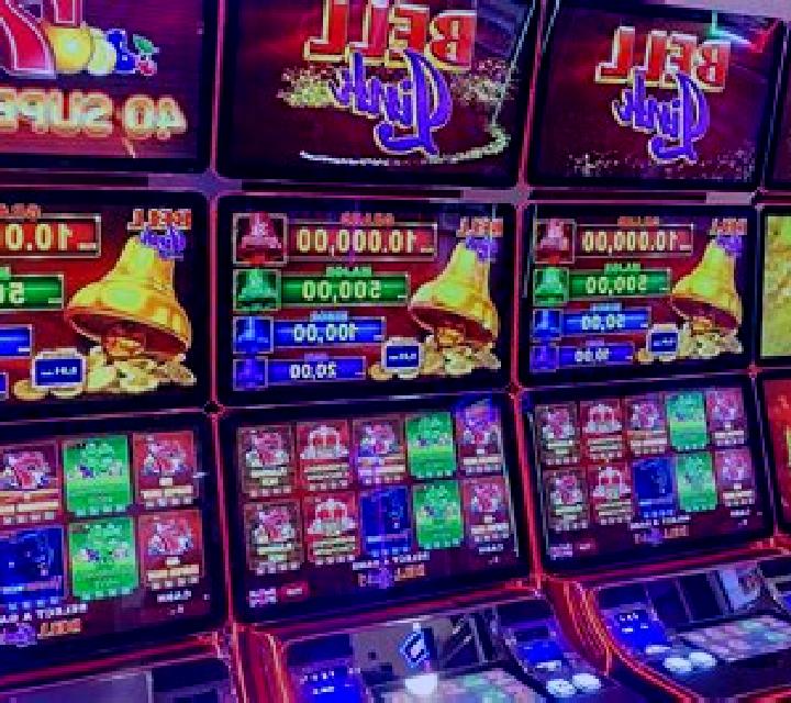 Super Santa Link slot machine