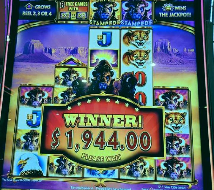 Super Stampede slot