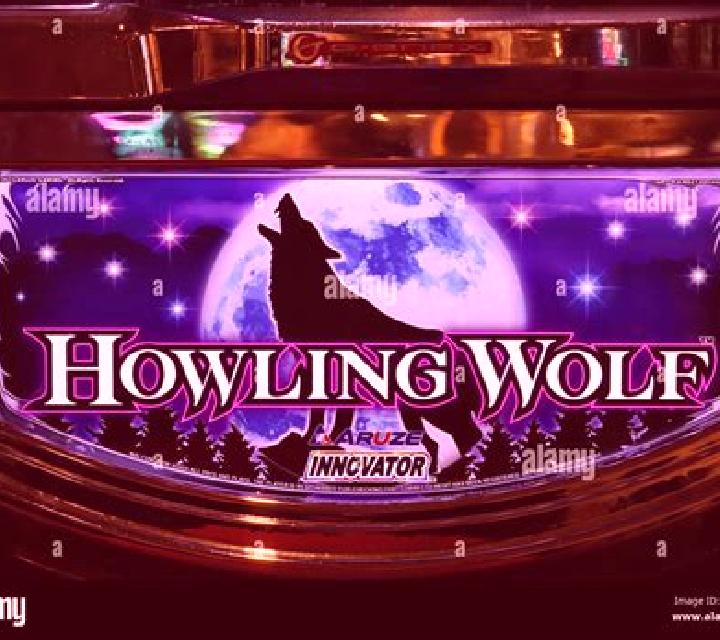 Super Wolf slot machine