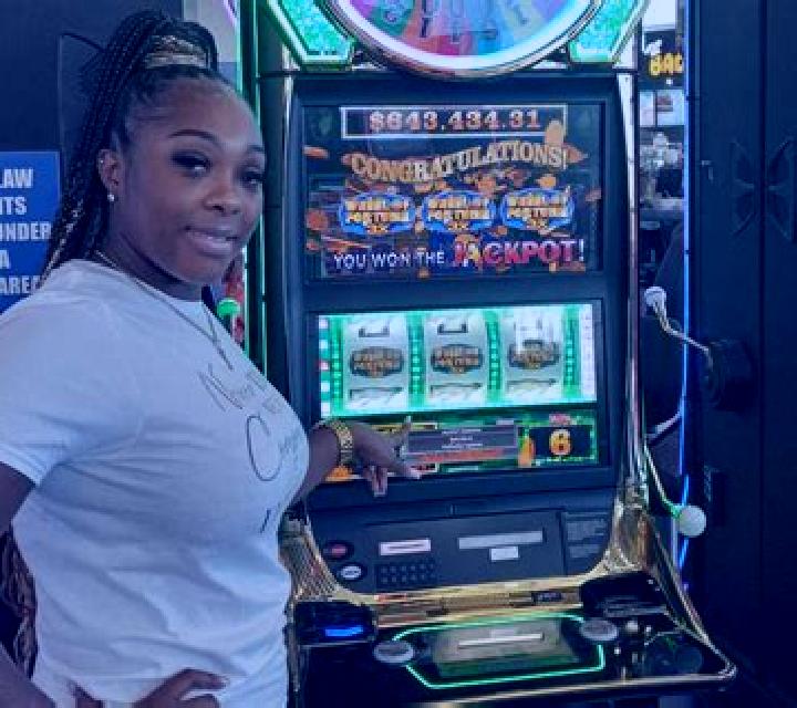 Superola slot machine