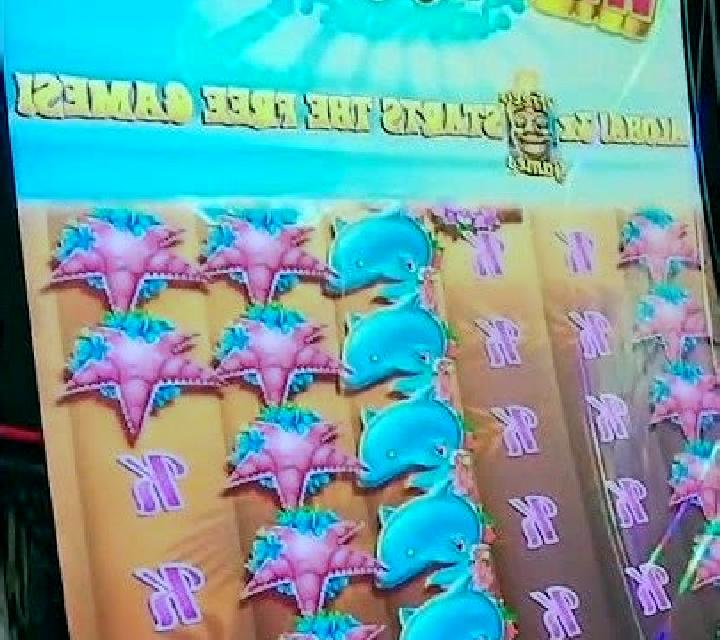 Surf Crash slot machine