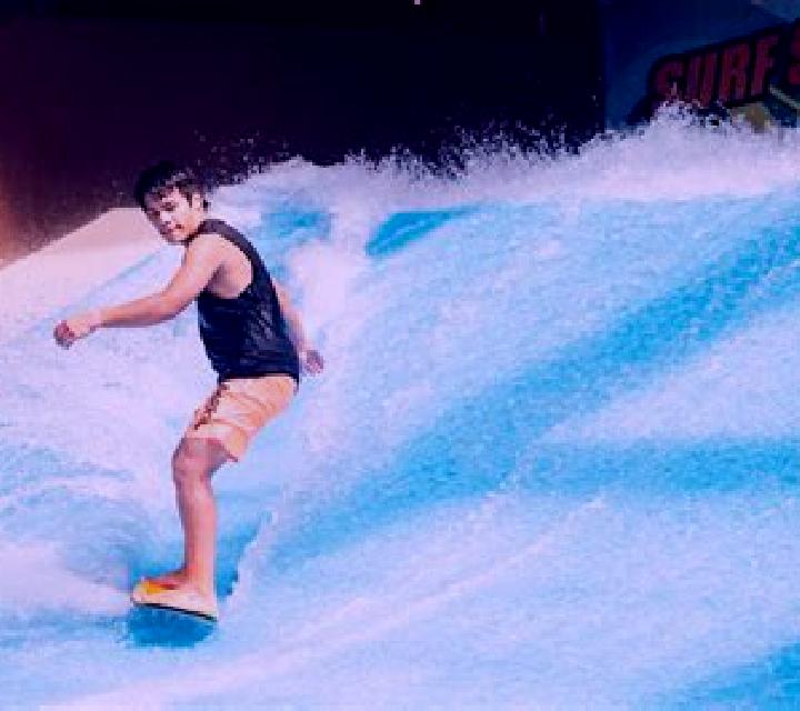 Surf Crash slot