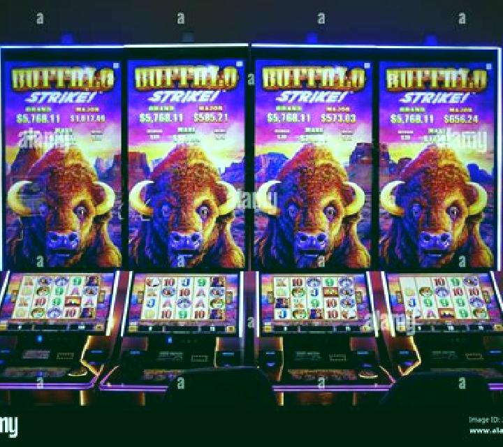 Surge Strike slot machine