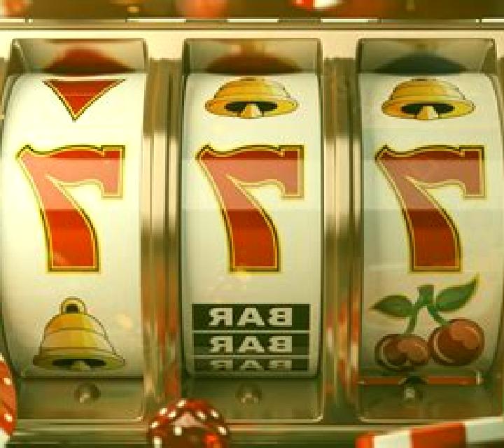 Surging 7s slot machine