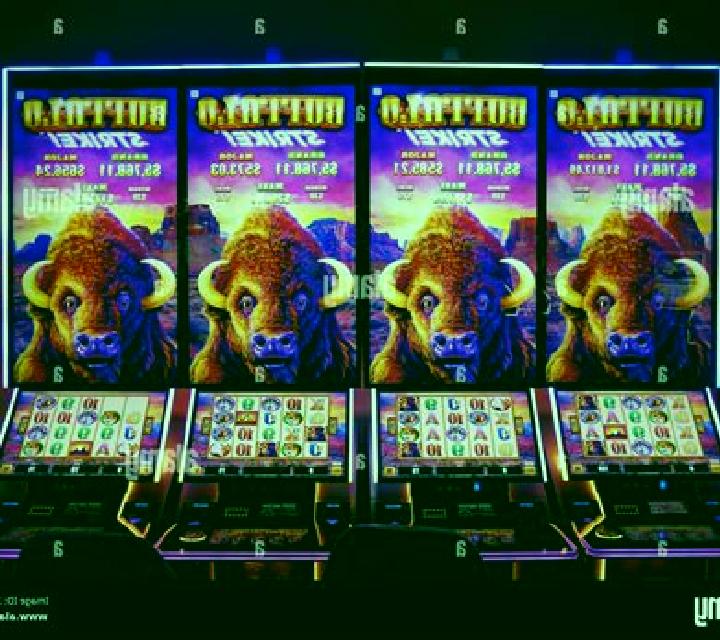 Tap Strike slot machine