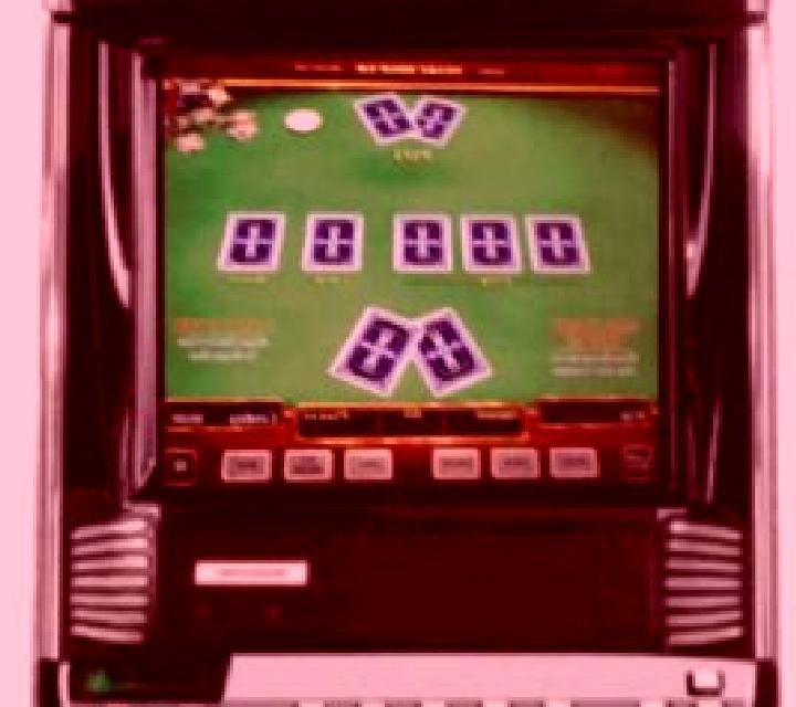 Texas Hedge Em slot machine