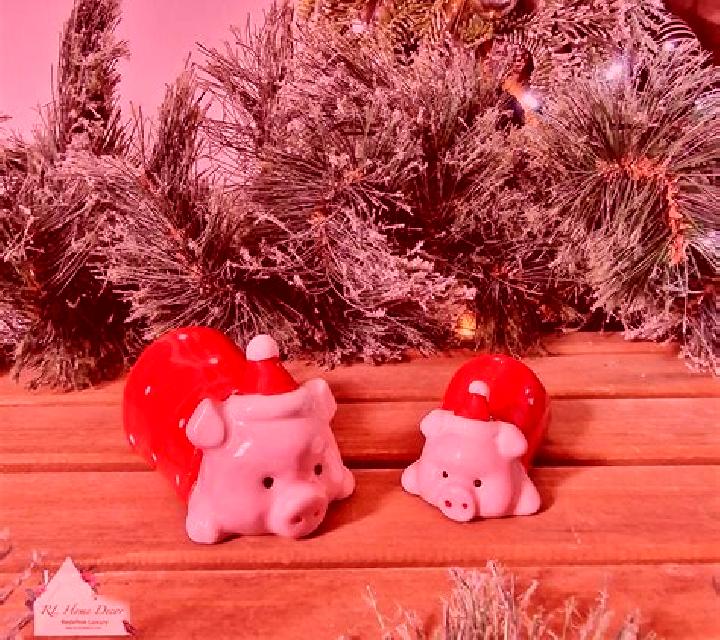 The 3 Pigs: Christmas Cracker slot game