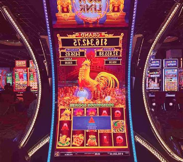 The Big Game Hold N Link slot machine
