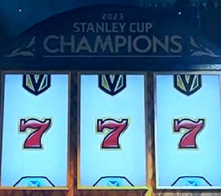 The Cup slot machine