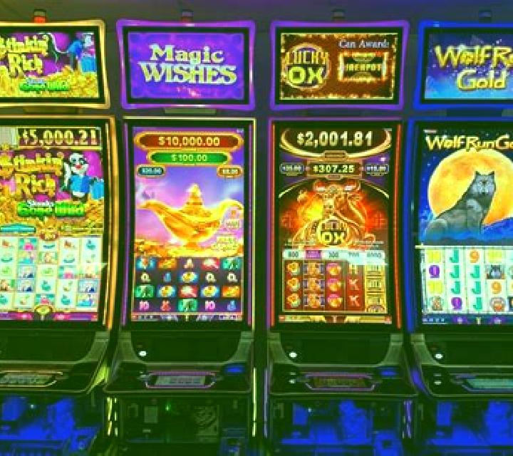 The Family 2 slot machine
