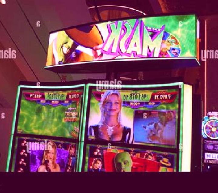 The Golden Mask slot machine
