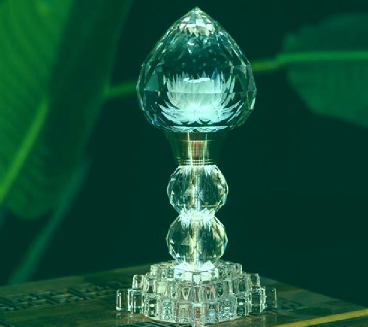 The Lotus Lamp online slot