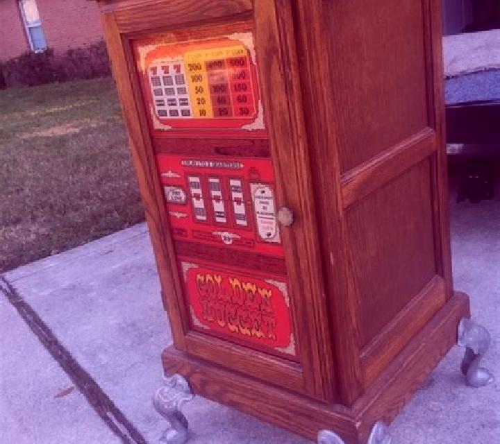 The Old Oak slot machine