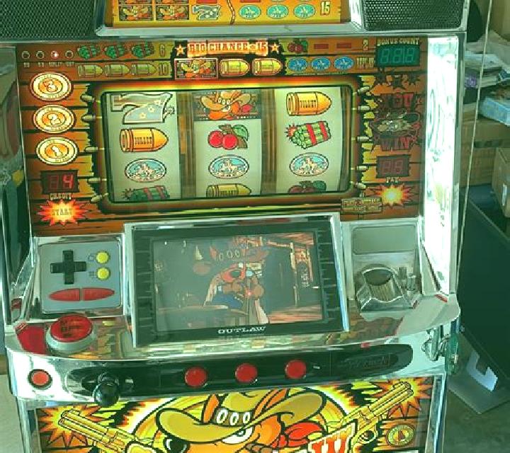 The Outlaw Hold & Win slot machine