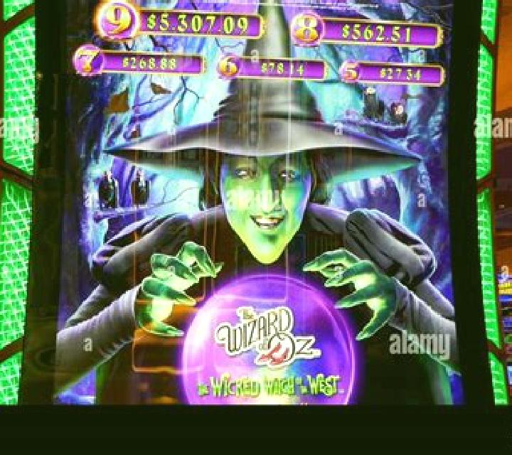 The Princess & The Evil Witch slot machine