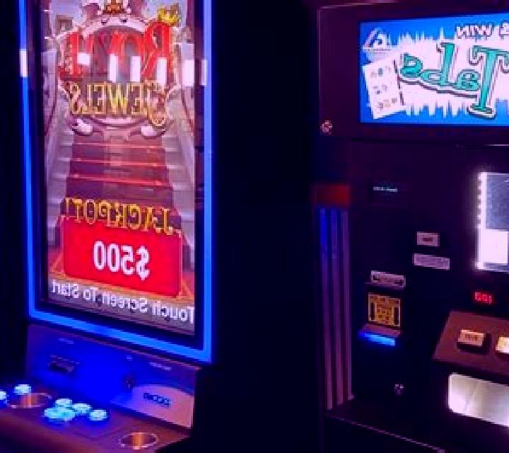 The Rich Game (Pull Tabs) online slot