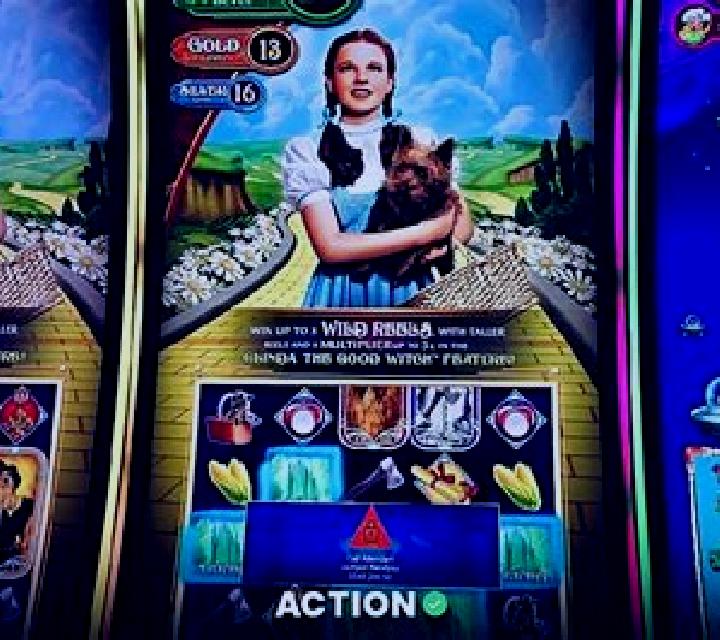The Wizard of Oz: Over the Rainbow slot machine