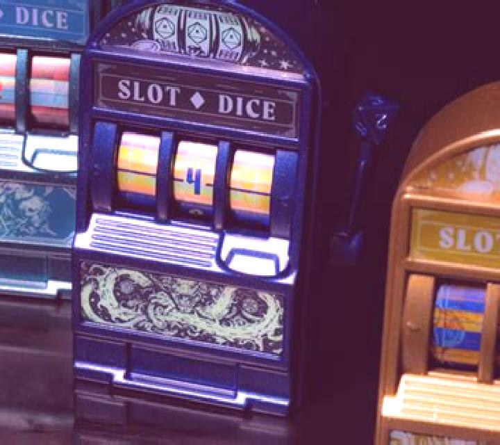 Thimble Dice slot