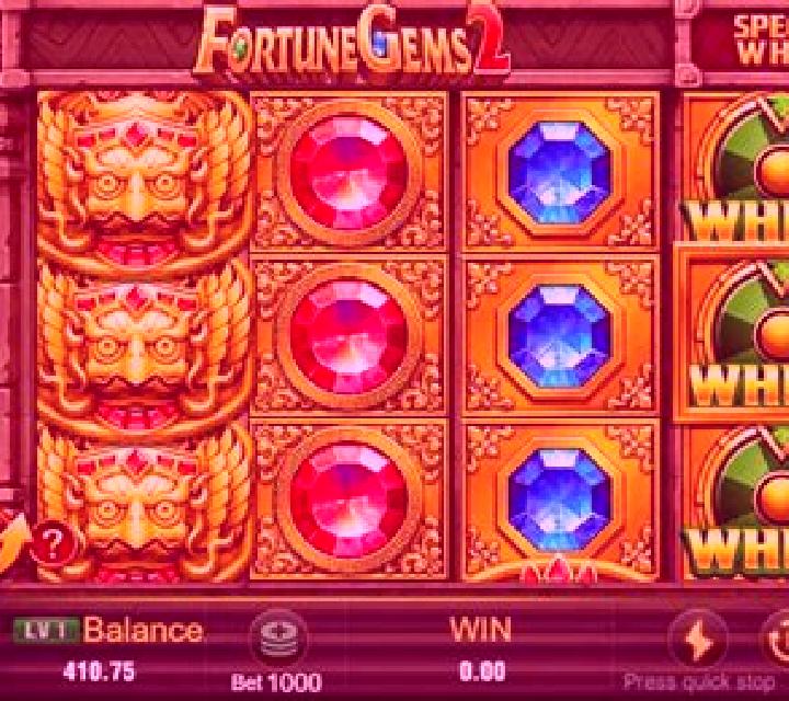 Titan Clash slot game