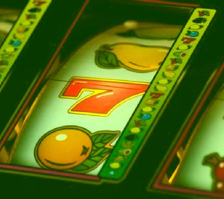 TNTina slot machine