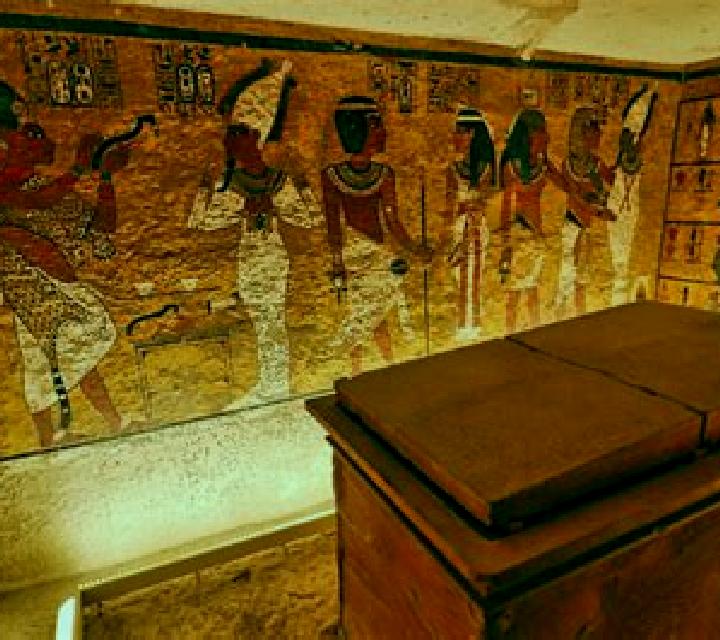 Tomb of the King online slot