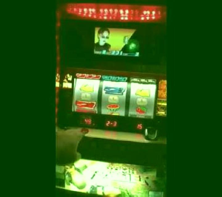 Tomb Raider slot machine