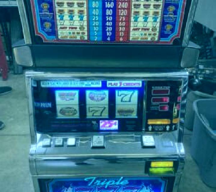 Toro 7s slot machine